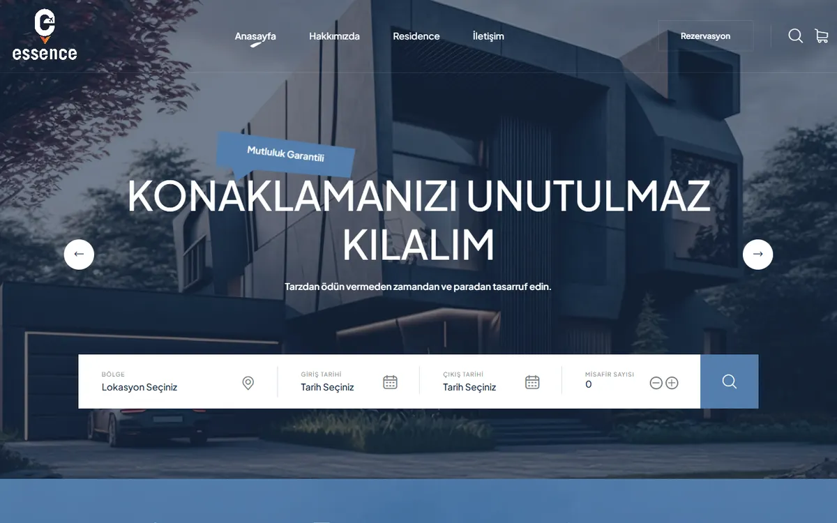 Essence Travel web sitesinin ana sayfası
